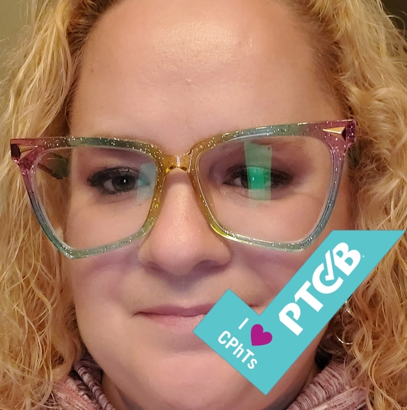 Meet your Posher, Jessica - Picture 1 of 1